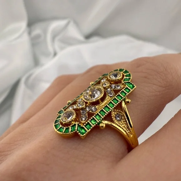 Elegant Gold and Green Statement Ring - Picture 7 of 8